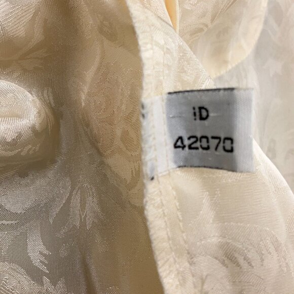 Victoria's Secret Robe Women Small Ivory Tasseled Belt Floral Damask Long Flaw‎ - Picture 8 of 14